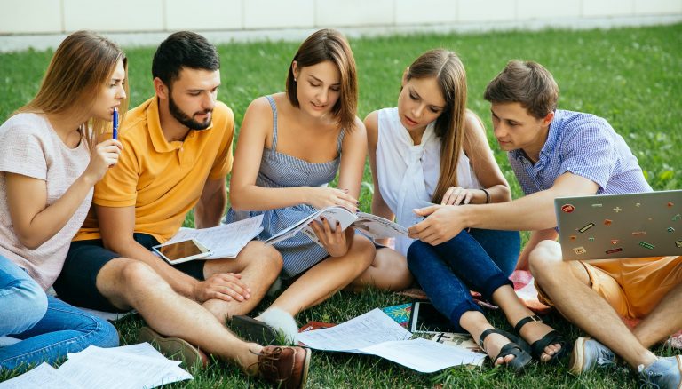 Curso Inglés para adultos en Granada Curso Inglés para adultos en Granada